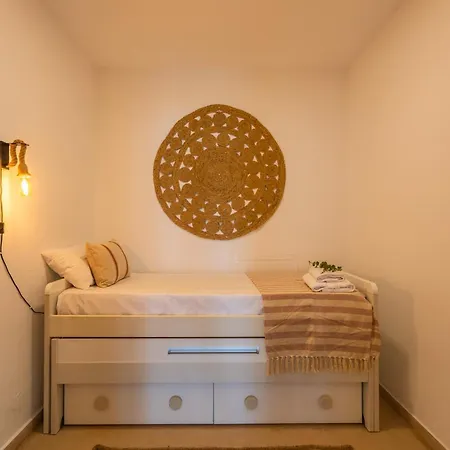 At 30m, Great Terrace, Office & Fibre Apartment