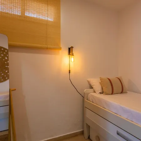 At 30m, Great Terrace, Office & Fibre Tarifa