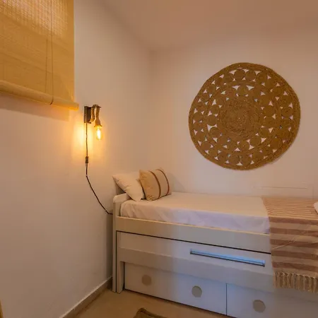 At 30m, Great Terrace, Office & Fibre Apartment
