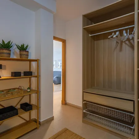 Apartment At 30m, Great Terrace, Office & Fibre *