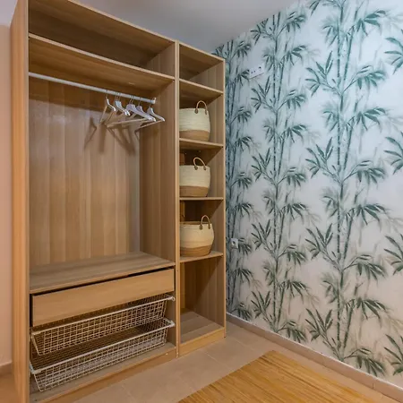 Apartment At 30m, Great Terrace, Office & Fibre *